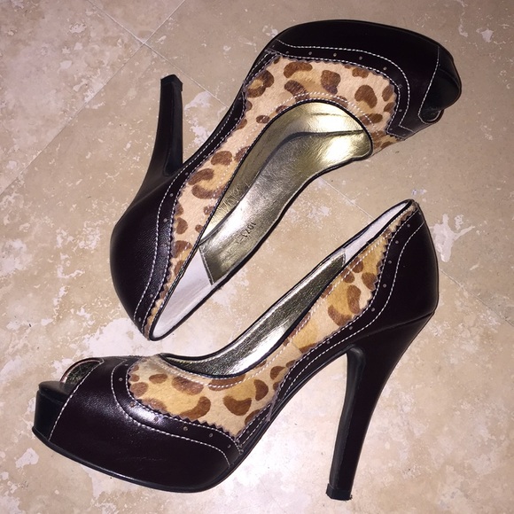 Mixx Shuz Shoes - Mix platform animal print peep toe shoes